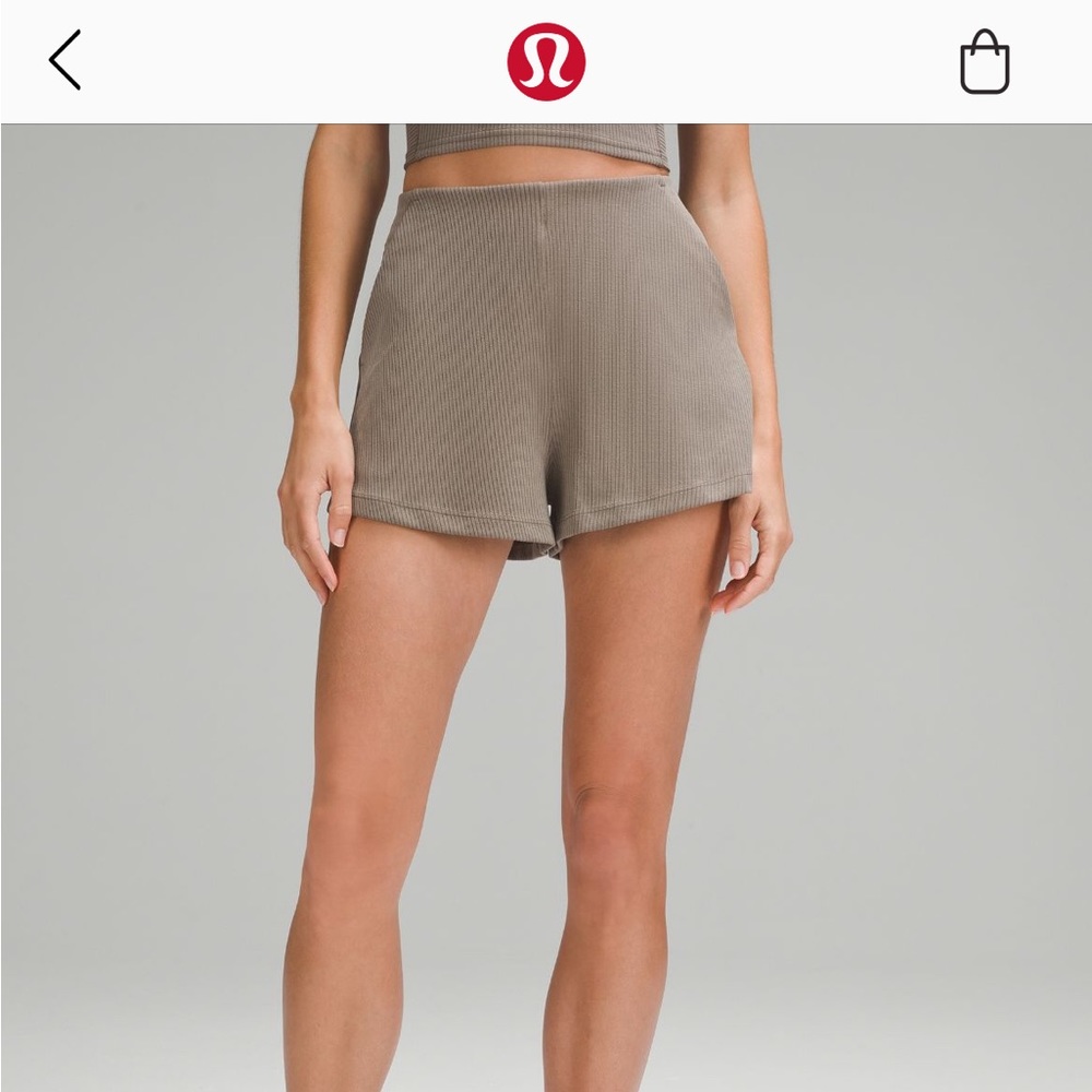 ISO size 6 shorts in color nomad